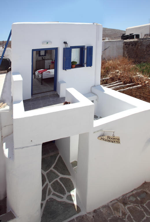 Margarita'S Rooms Folegandros Town Exterior photo
